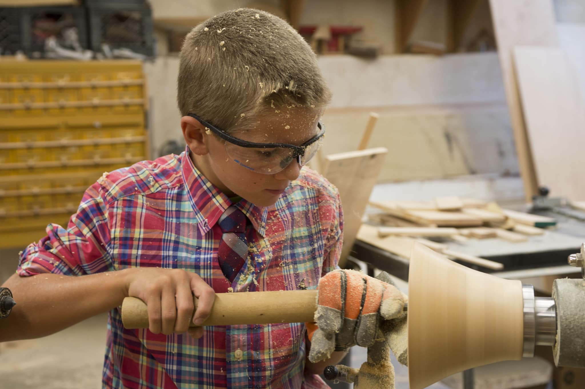 woodworking-with-tie